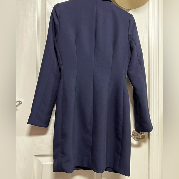 SUPERDOWN Madeline Blazer Dress in Navy Wore ONCE and dry, cleaned. Size Small - Picture 6 of 8